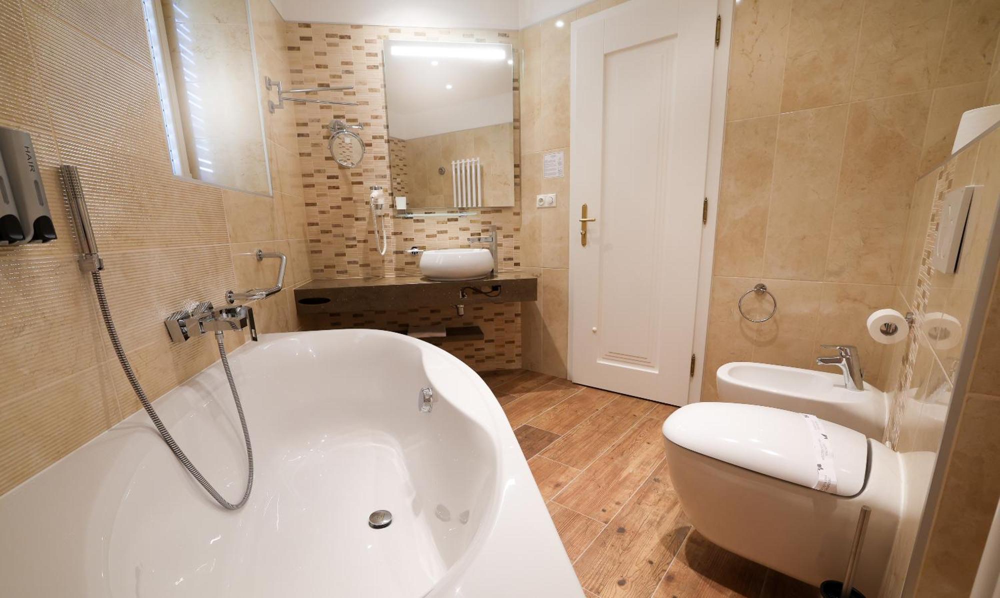 Boutique Hotel Ambiente ****+ Karlovy Vary Extérieur photo
